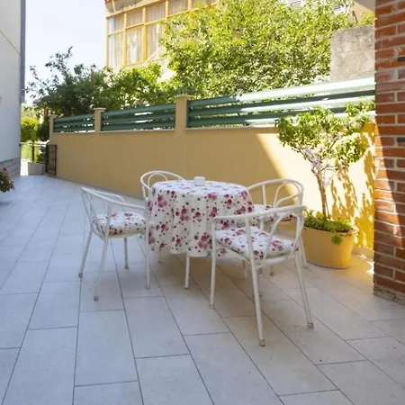 Marica I Ivo 1 Apartment Makarska